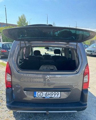 Peugeot Partner cena 34500 przebieg: 206000, rok produkcji 2016 z Gdańsk małe 79